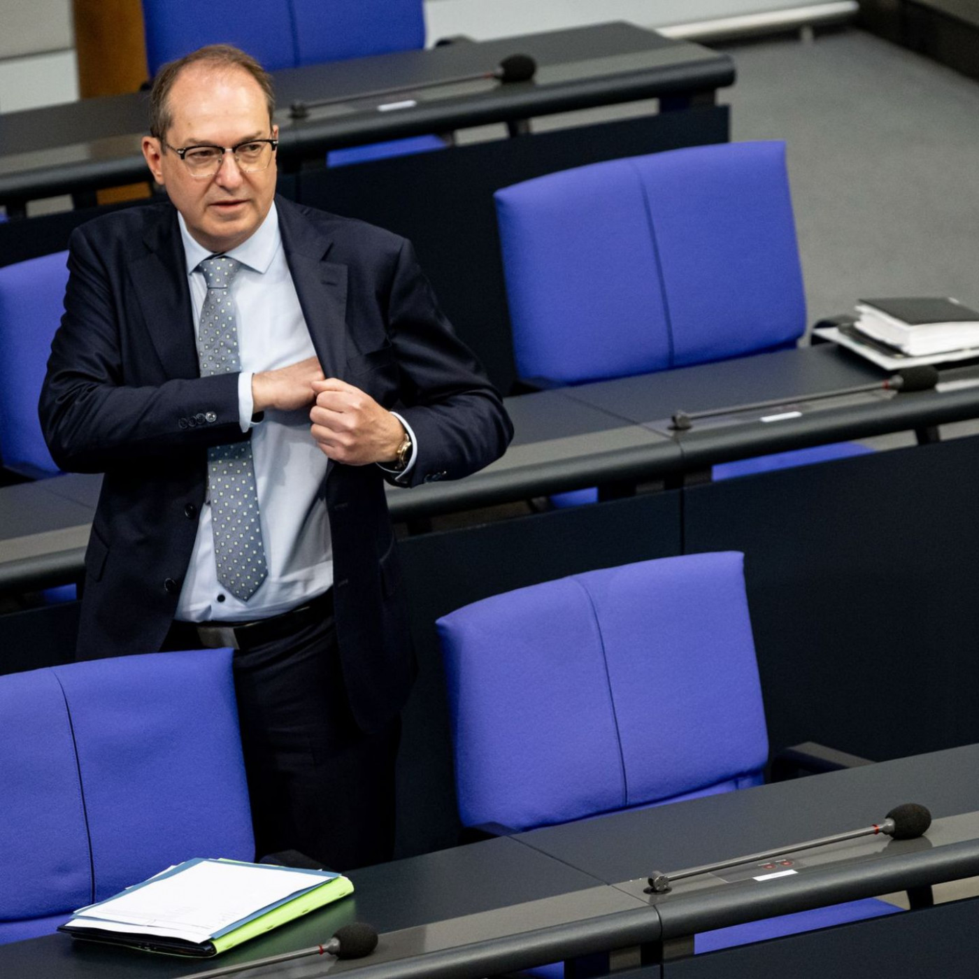 Bundestag läutet Kurswechsel ein: Familiennachzug ausgesetzt