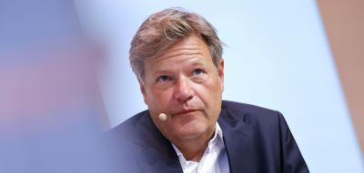Robert Habeck wird Salon-Gastgeber – und lädt Anne Will ein