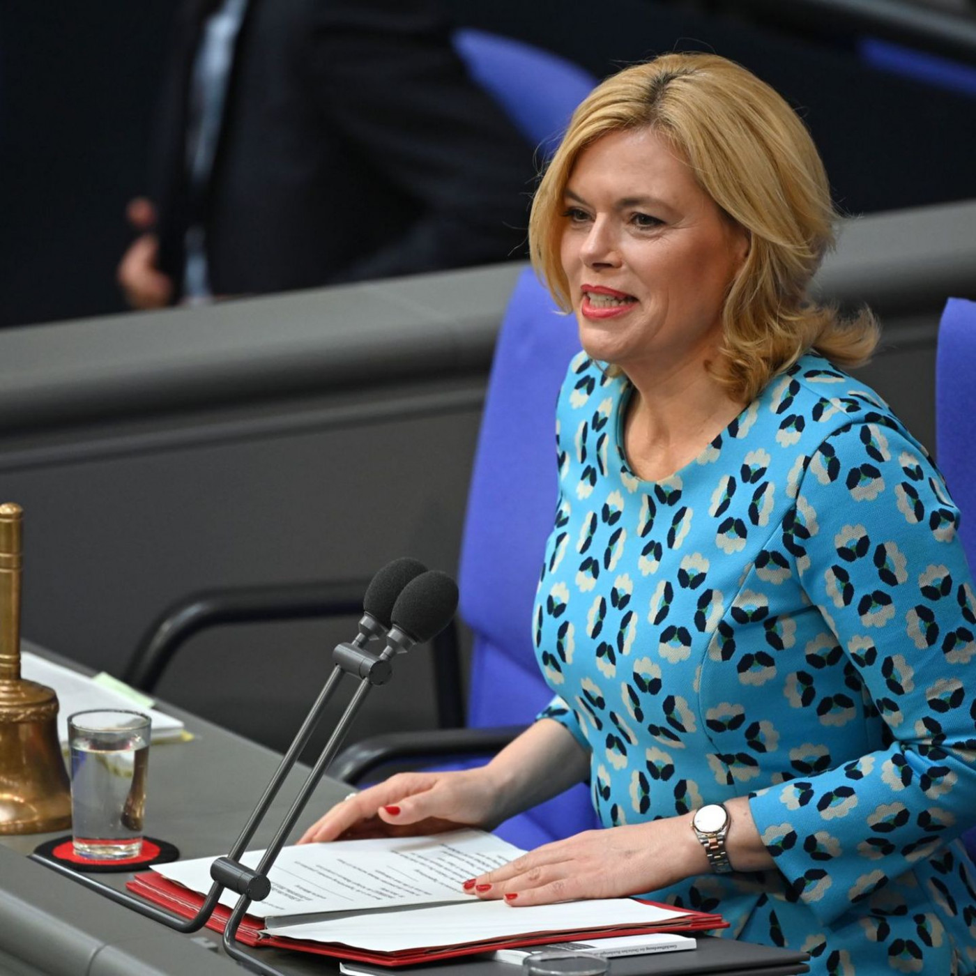 Klöckner verteidigt ihr Vorgehen beim CSD