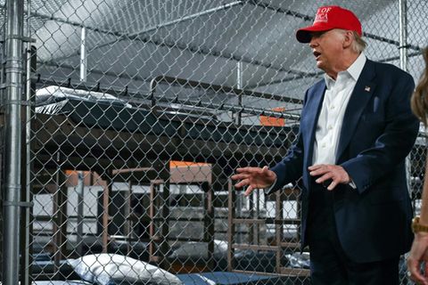 Trump über Besuch in Abschiebegefängnis: "Polizisten in Form von Alligatoren"