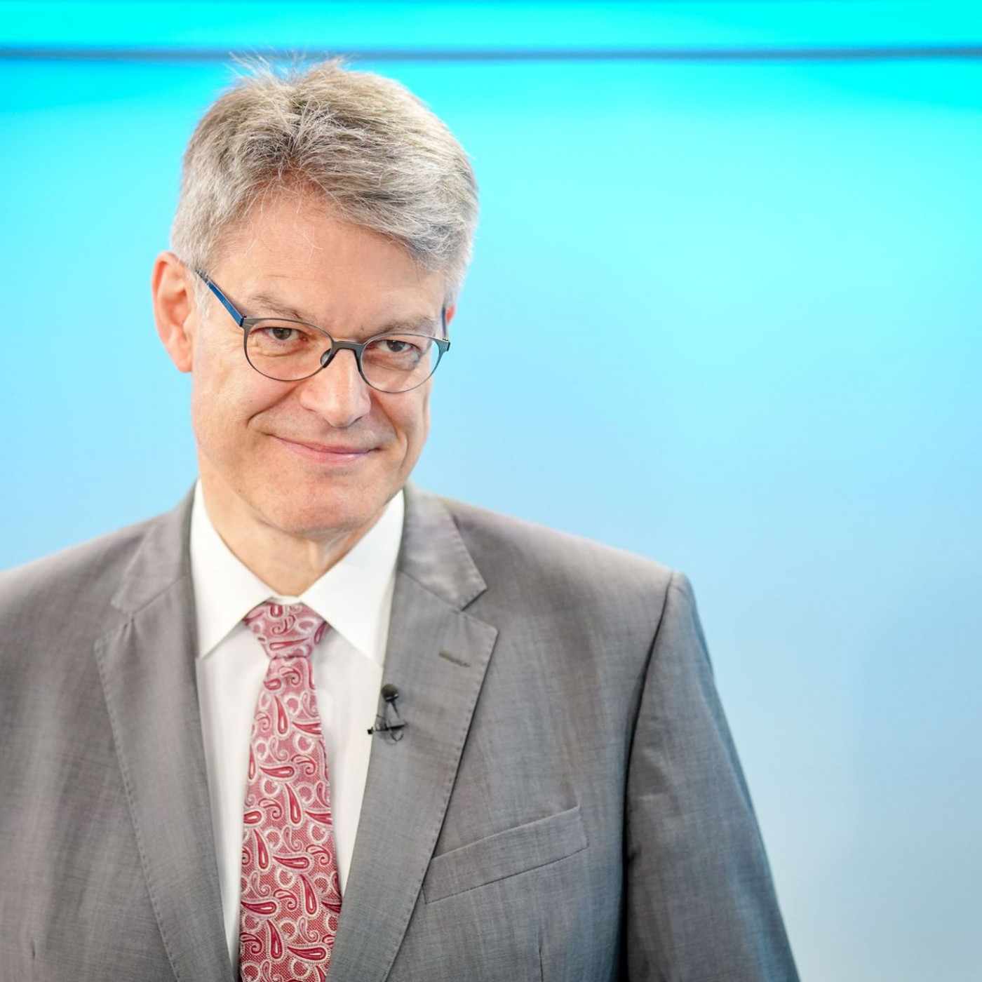 Schnieder will keine Vorschrift für 0,0 Promille im Verkehr