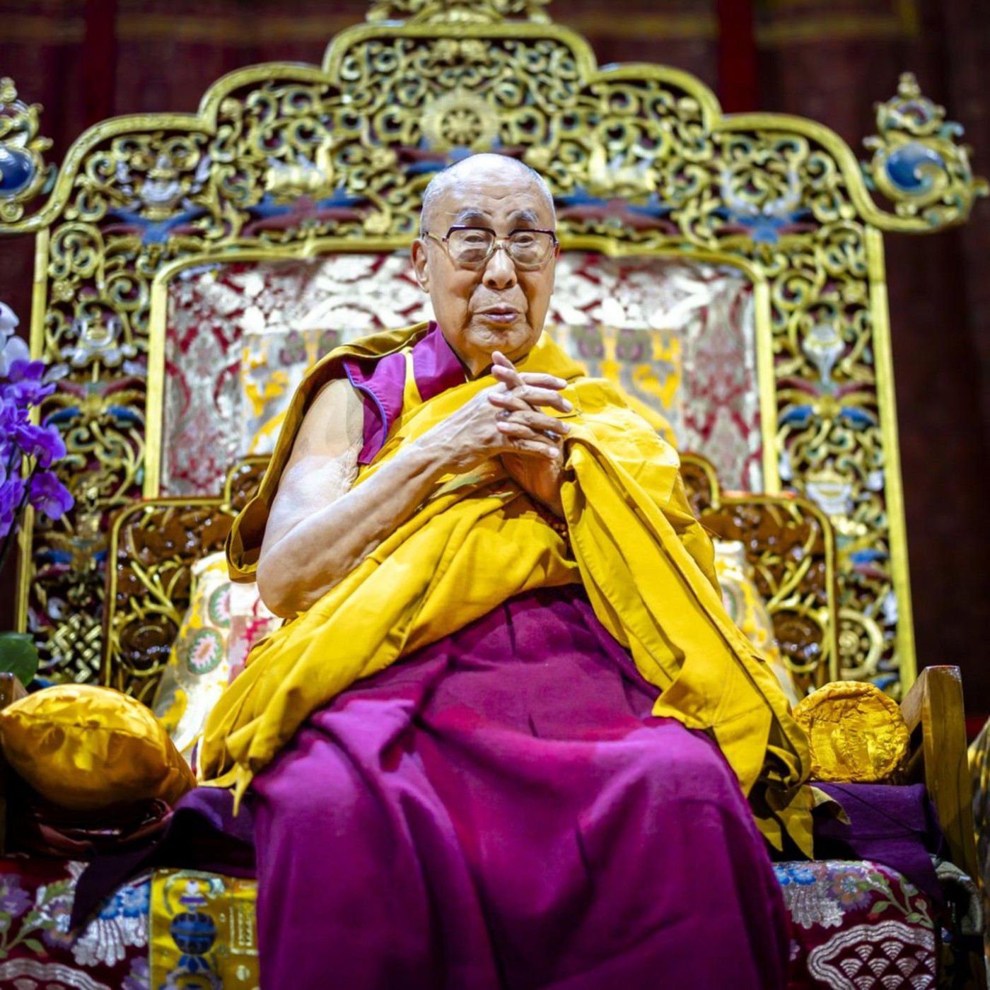 Warum sich ausgerechnet Roland Koch um den Dalai Lama sorgt