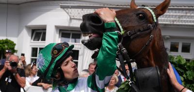 Historischer Triumph in Hamburg-Horn – Erste Frau gewinnt deutsches Galopp-Derby