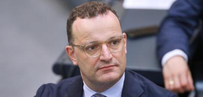„Haben Deutschland gut durch diese schwere Zeit geführt“ – Spahn weist Vorwürfe zurück