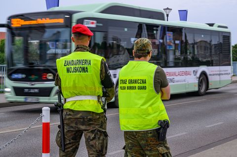 Polens Innenminister: Verkehr an Grenze fließt reibungslos