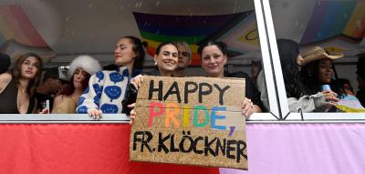 „Bundestagspolizei wurde gerufen“ – Abgeordnete müssen offenbar Regenbogenfahnen in Büros abhängen