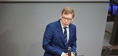 Wadephul will bessere Haftbedingungen für Maja T. erreichen