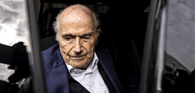 „Wir haben den Fußball an Saudi-Arabien verloren“ – Selbst Blatter hat genug
