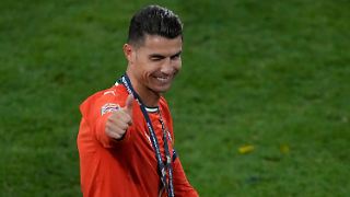 Ronaldo und seine 16 Leibwächter verscheuchen Hannover 96