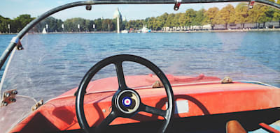 So stark belasten Motorboote die heimischen Gewässer