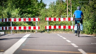 Warum nach Jahren noch kein Kilometer Radschnellweg gebaut ist