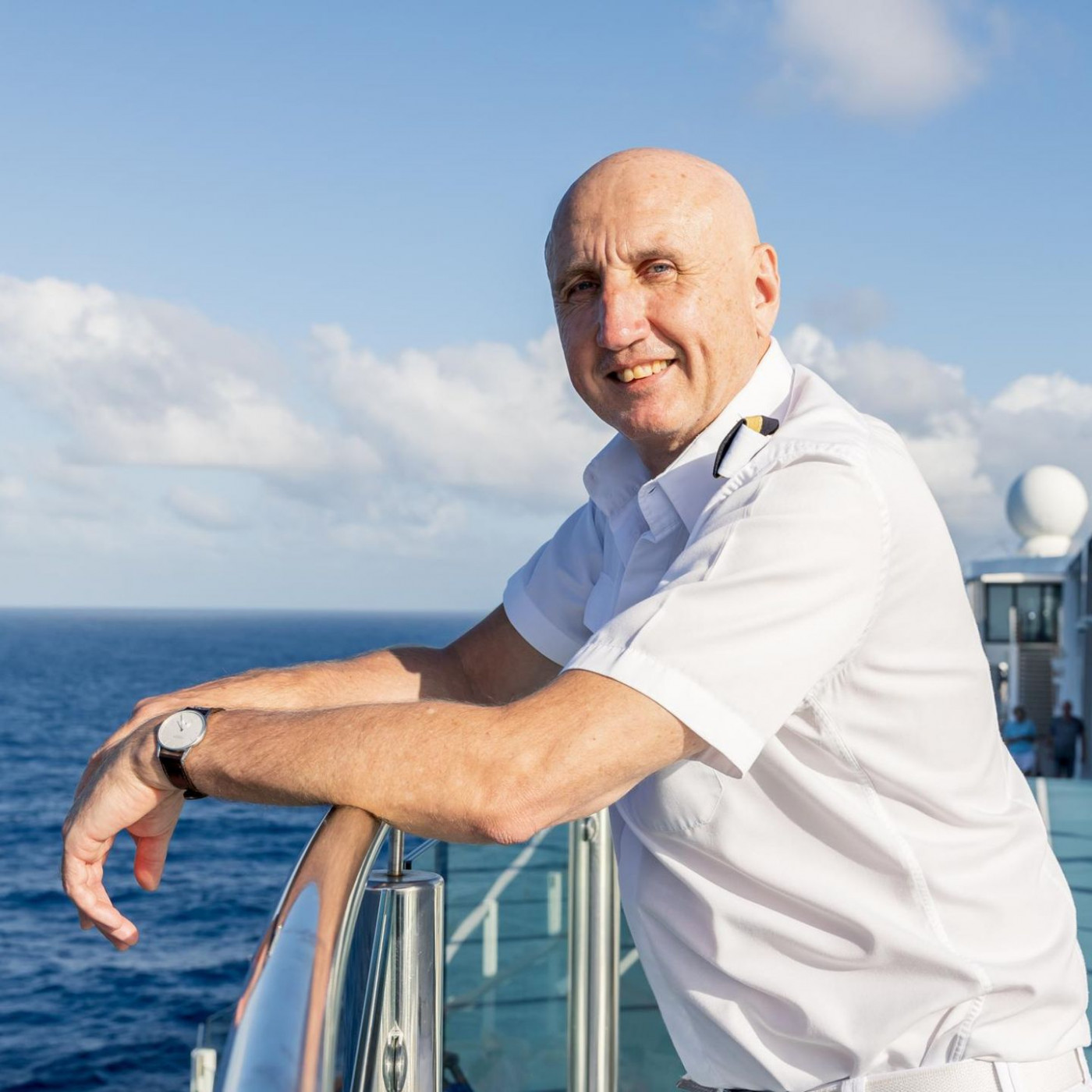 Das ist der Mann, der Ihnen auf dem Kreuzfahrtschiff das Leben rettet