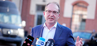 „Kann mir schlecht vorstellen, dass das funktioniert“ – Dobrindt rügt Berlins Migrationskurs
