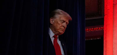 Trumps Name steht in Epstein-Akten – Justizministerin informierte ihn schon im Frühjahr