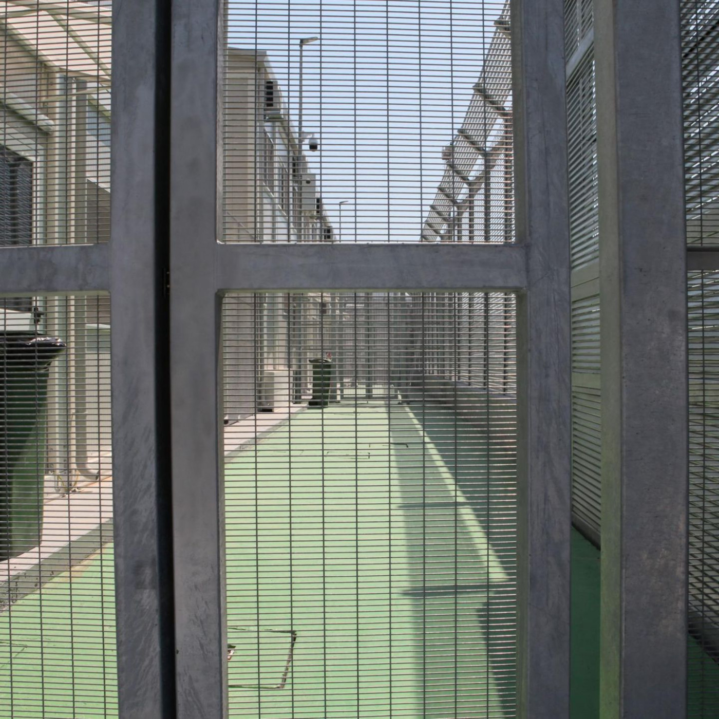 Bericht: Abschiebezentren in Albanien teuer und ineffizient