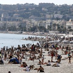 Sie mögen es im Urlaub laut, eng und grell? Dann sind Sie hier richtig