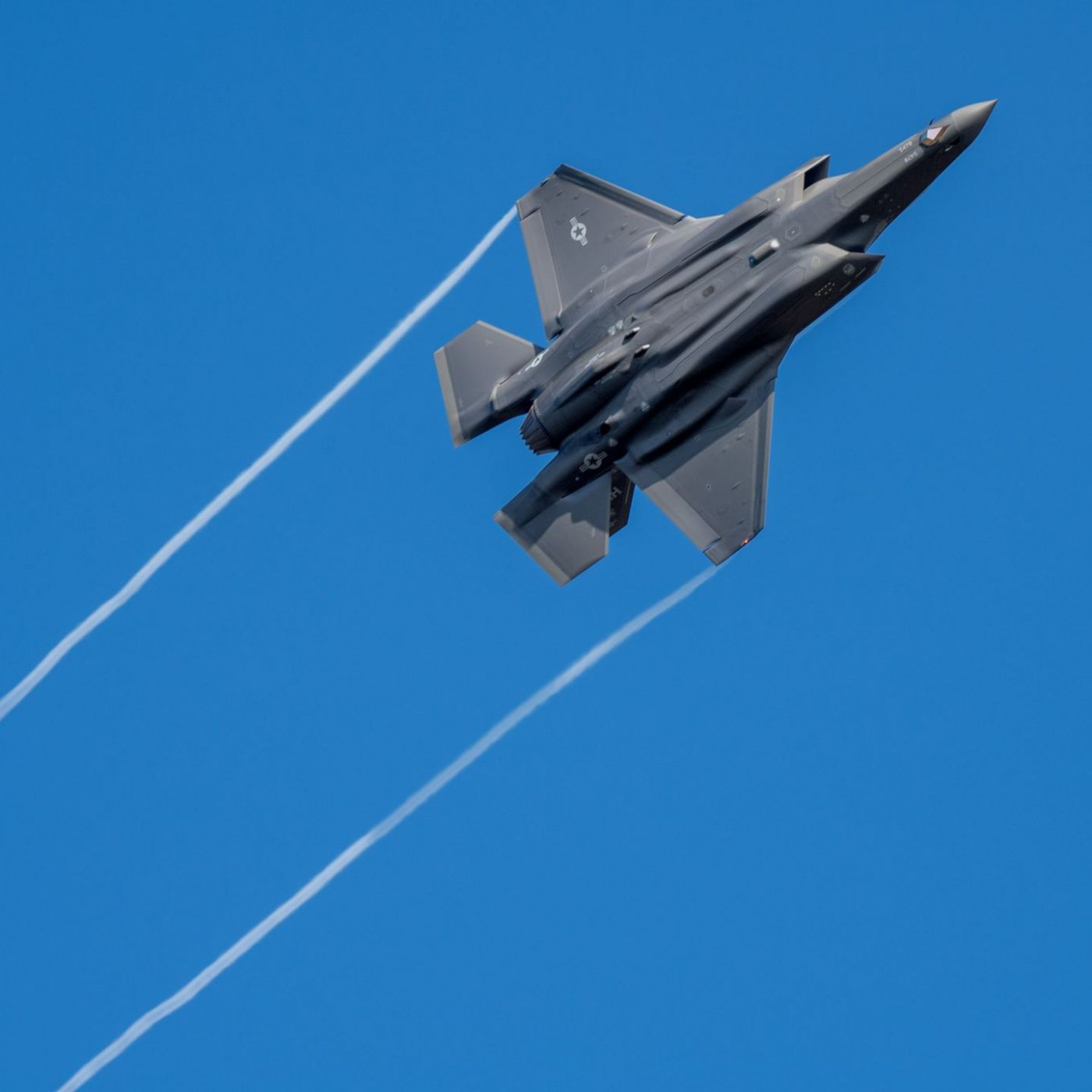 Umbau für neue Atom-Jets wird 800 Millionen Euro teurer