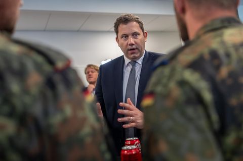 Ein Spar-Appell und weitere Botschaften vom Bundesallesminister