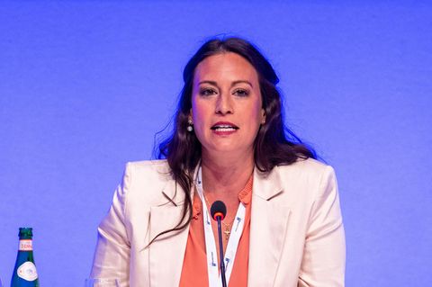 Neue Bargeld-Vorwürfe: So kämpft Caroline Bosbach um ihre Karriere