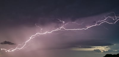 Rekord – längster Blitz der Welt erstreckte sich über 829 Kilometer
