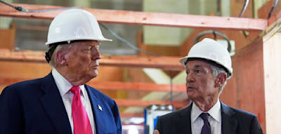 Trump will Notenbank-Chef Powell stürzen – anderes Vorstandsmitglied knickt bereits ein