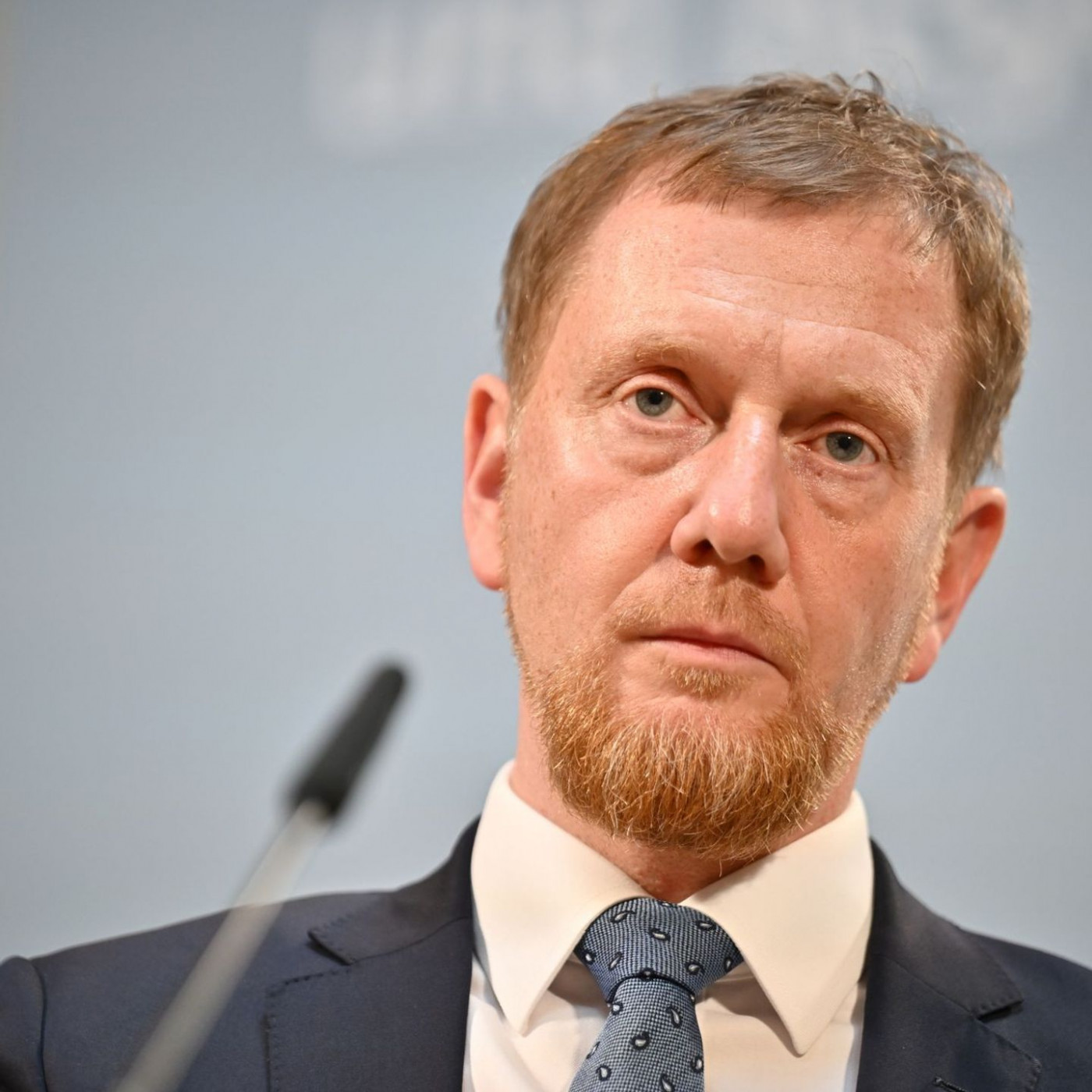 Kretschmer für Änderungen beim Bürgergeld für Ukrainer