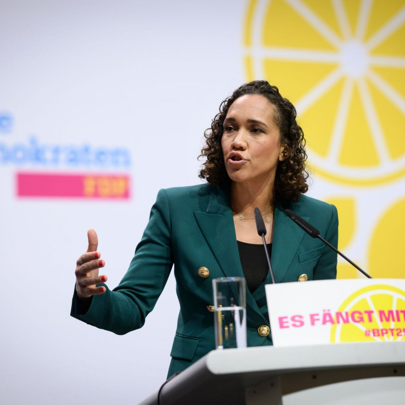 FDP beginnt nach Wahldebakel mit Arbeit an neuem Programm