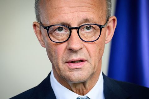 Der Kanzler erklärt sich: "Kein Wechsel in Israel-Politik"