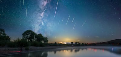 Wann Sie besonders viele Sternschnuppen am Himmel sehen