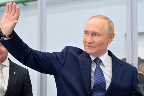 Warum wird Putin in Alaska nicht festgenommen?