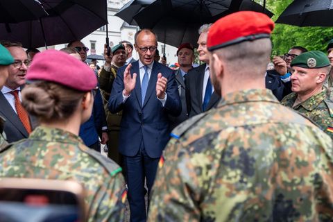Deutsche Soldaten in der Ukraine: Wie realistisch ist das?