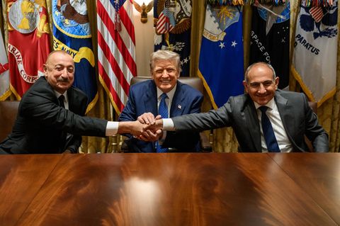 Trump sagt, er habe sechs Kriege beendet. Stimmt das?