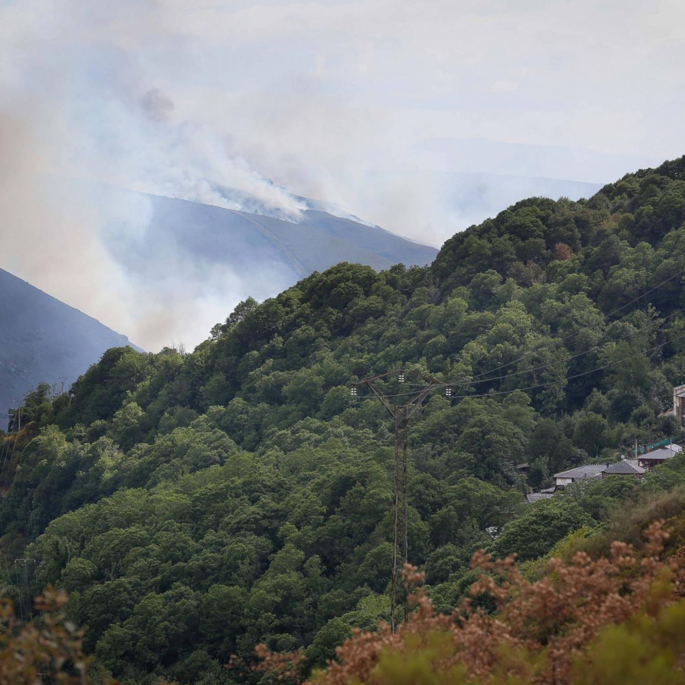 Spaniens Wälder brennen – wo Touristen jetzt aufpassen müssen