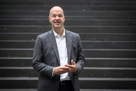 DIW-Chef fordert verpflichtendes soziales Jahr für Rentner