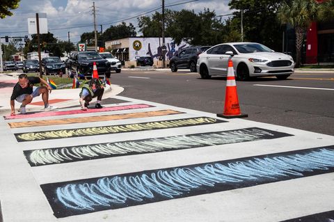 Florida übermalt Gedenk-Zebrastreifen für LGBTQ-Anschlagsopfer