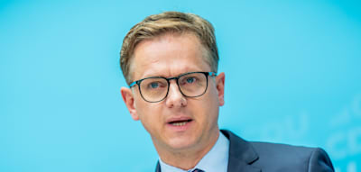 „Wir müssen die illegale Migration in die Sozialsysteme stoppen“