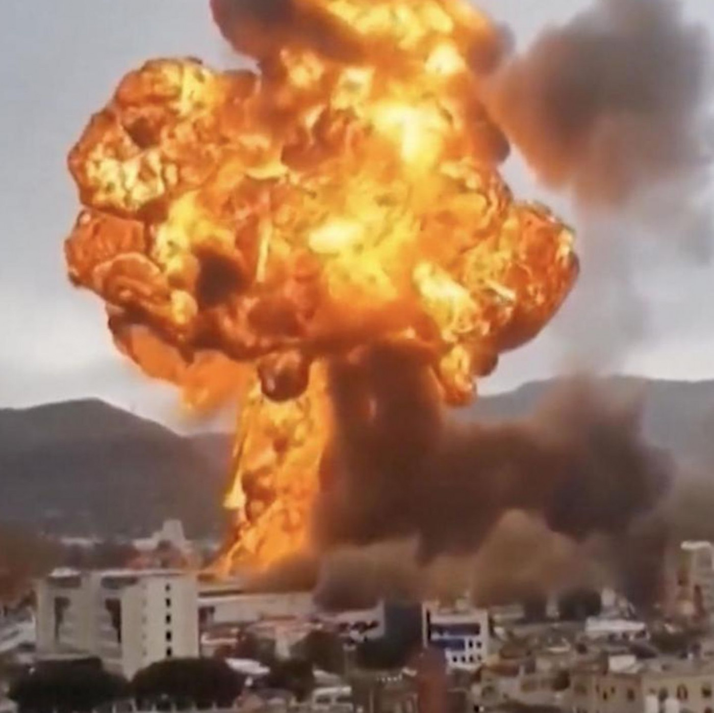 Israel fliegt massiven Luftangriff gegen Huthi-Stellungen im Jemen