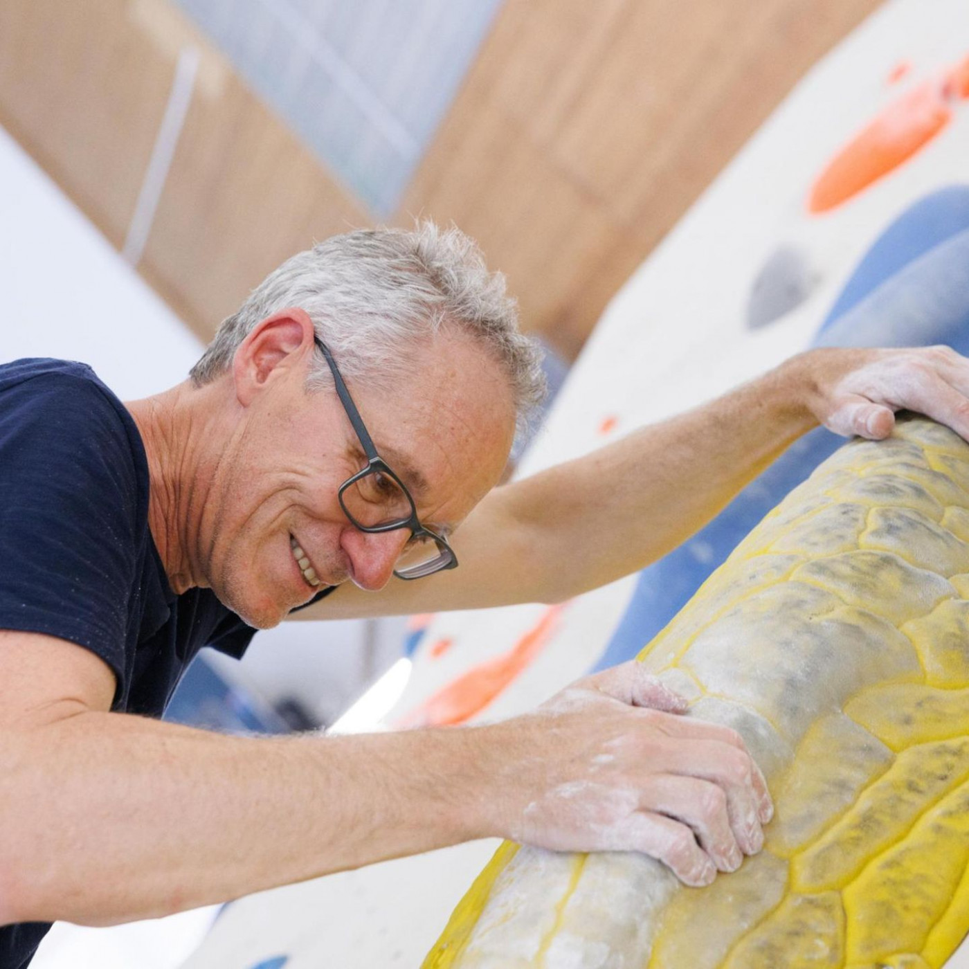 Bouldern: Wie ich lernte, ohne Seil zu klettern – trotz Höhenangst