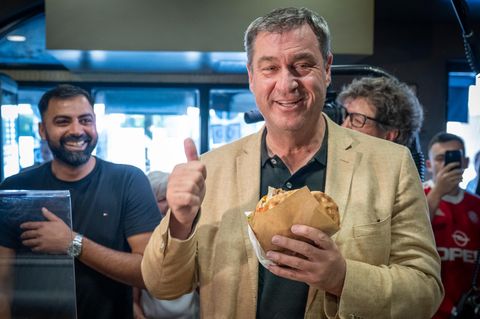 CSU-Chef mit alles und scharf – Söder hat jetzt eigene Dönermarke