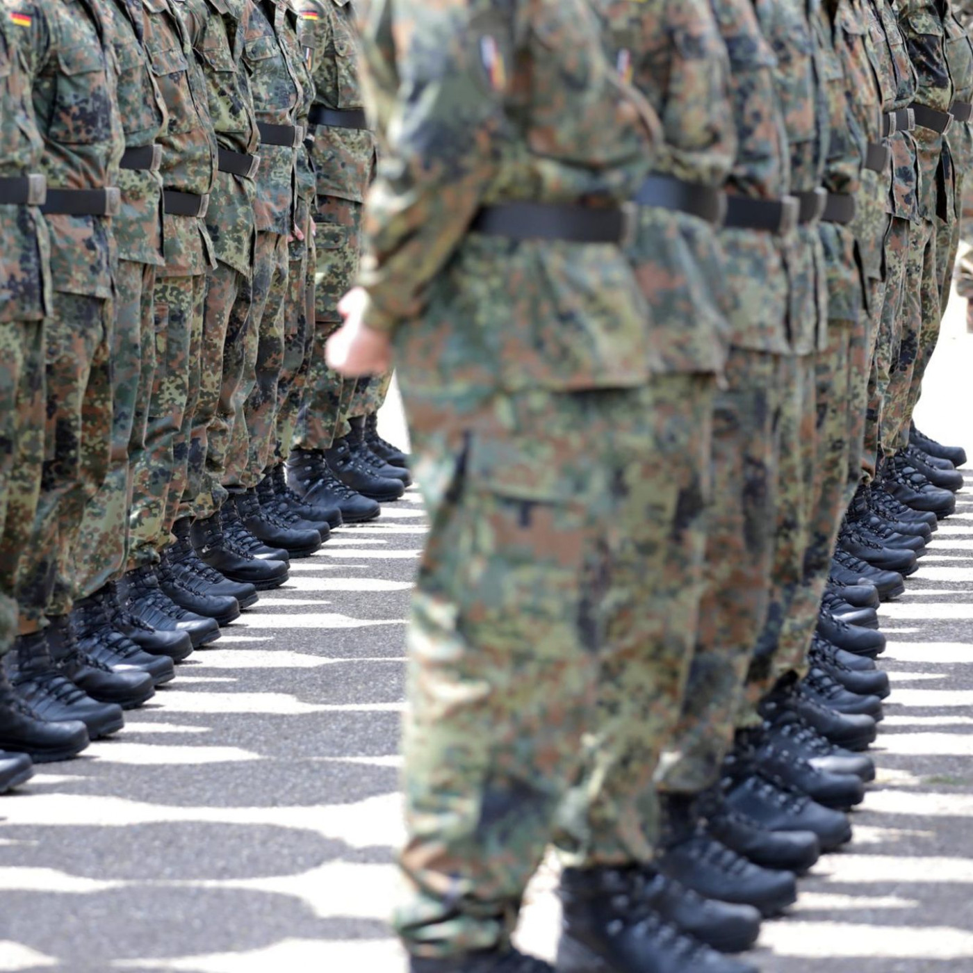 Zu den Waffen! Die Union lässt bei der Wehrpflicht nicht locker