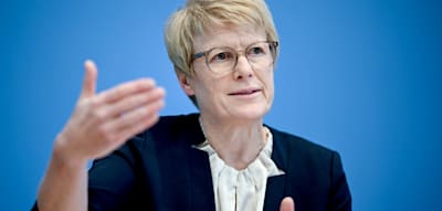 „Die Sozialpolitik führt Deutschland nahe an den Abgrund“ – Grimm kritisiert Bas‘ Sozialpläne scharf