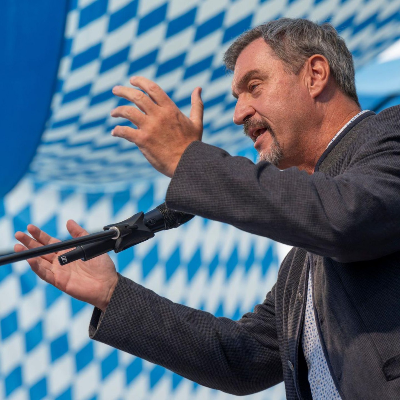 CSU spielt Musik von Darth Vader bei Auftritt von Söder