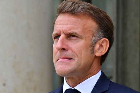 Nach Regierungssturz: Frankreich stehen Monate des Taumelns bevor