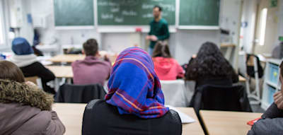 Österreich will Kopftuchverbot für Mädchen an Schulen einführen