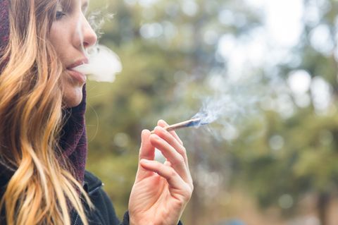 Wie Cannabis die weibliche Fruchtbarkeit schädigen kann