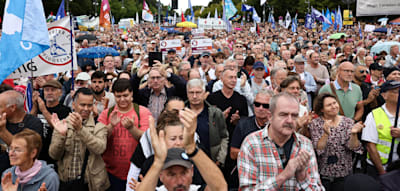 Aufruf von Wagenknecht und Hallervorden – Gaza-Friedensdemo mit 8000 Teilnehmenden gestartet