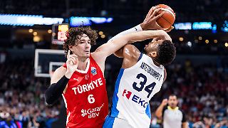 Türken demütigen Griechen mit "Ode an den Basketball"