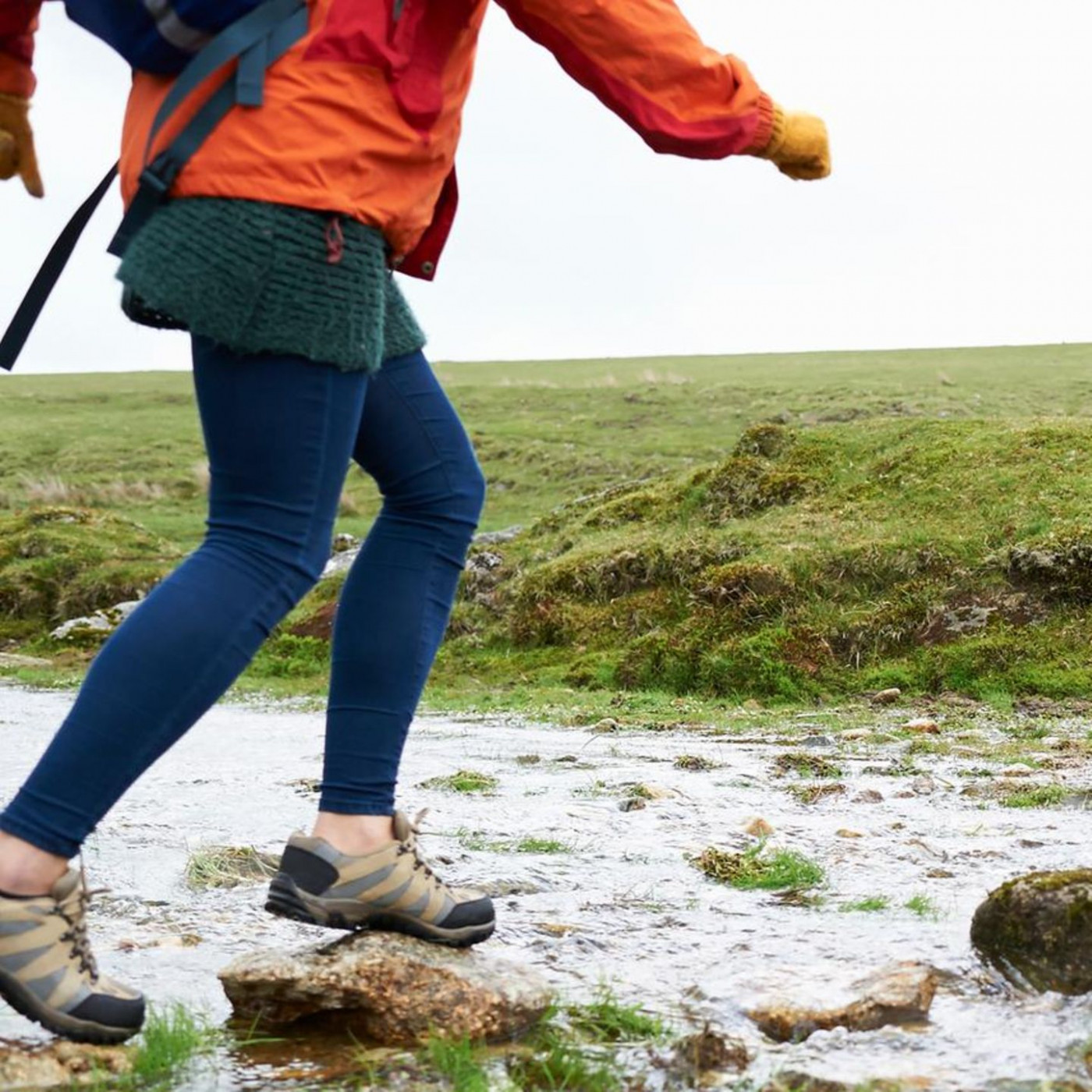 Trocken unterwegs: Warum wasserdichte Wanderschuhe sinnvoll(er) sind