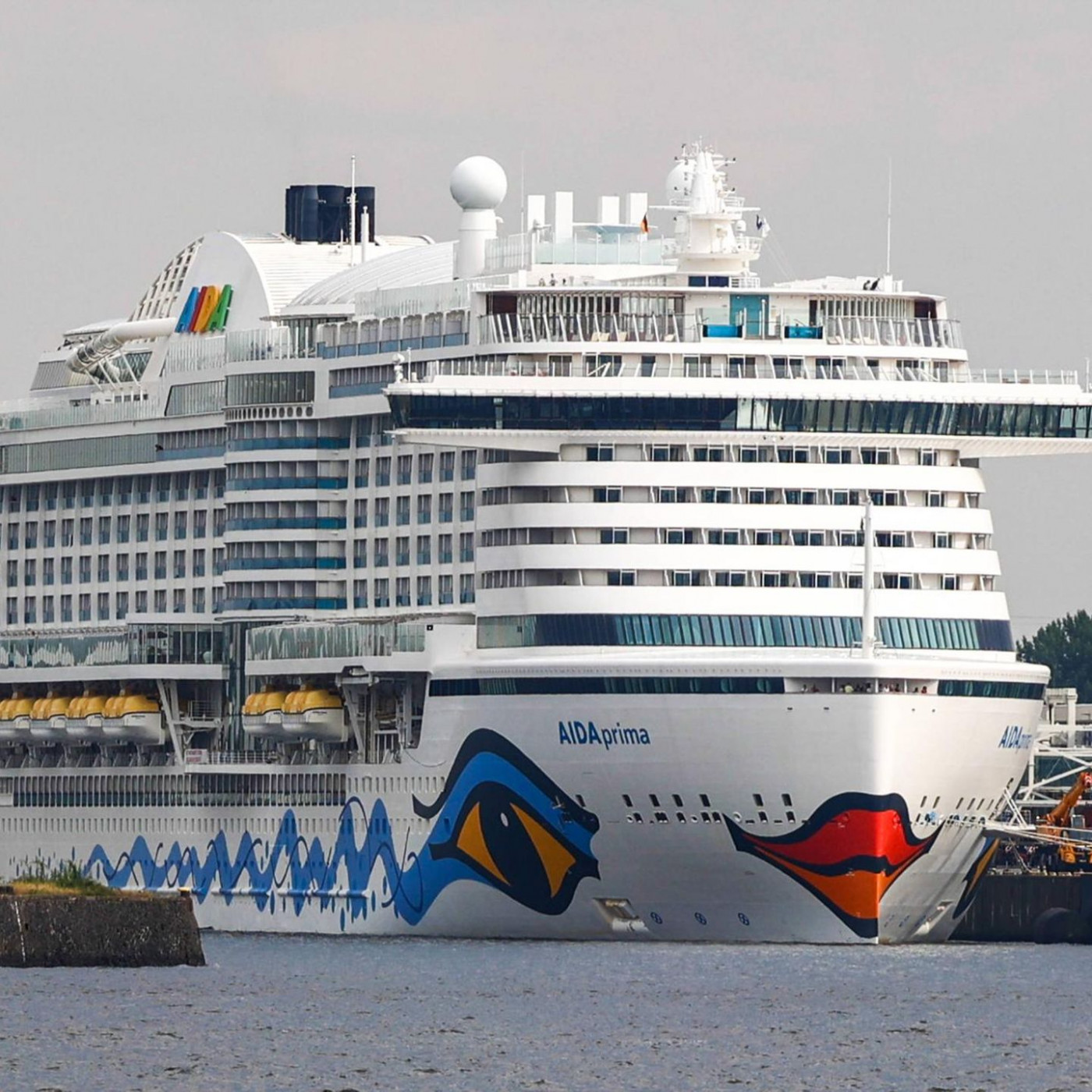 Aida-Schiff muss wegen des Sturms länger in Hamburg bleiben