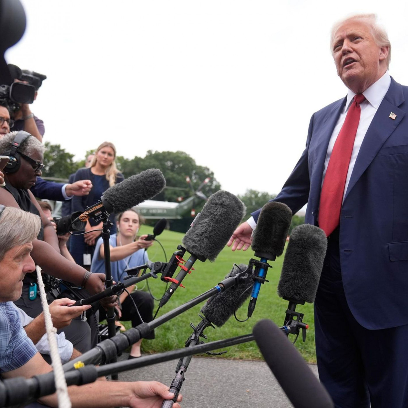 Medien fordern Hilfe der Bundesregierung gegen Trumps Visareform